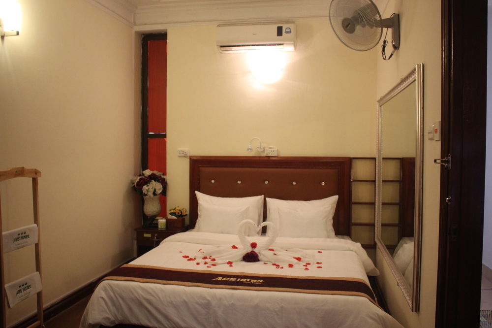 A25 Hotel - 150 Nguyen Thai Hoc Hanoi Exterior foto